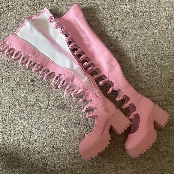 Buckle knee-high Mary Jane boots- brand new - Picture 1 of 2